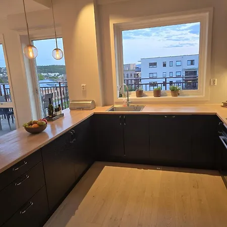 Luxury View With 2 Bedrooms And A Balcony