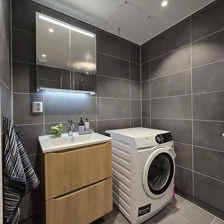 Luxury View With 2 Bedrooms And A Balcony