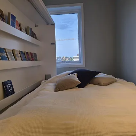 Luxury View With 2 Bedrooms And A Balcony Lejlighed