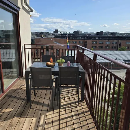 Luxury View With 2 Bedrooms And A Balcony オスロ
